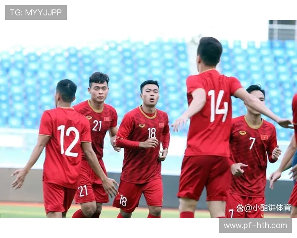 中国男足亚预赛客场逆转取胜全队展现顽强斗志迎关键出线之战