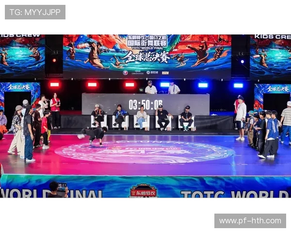 成都街舞队在攀岩联赛中以54分稳居积分榜首位