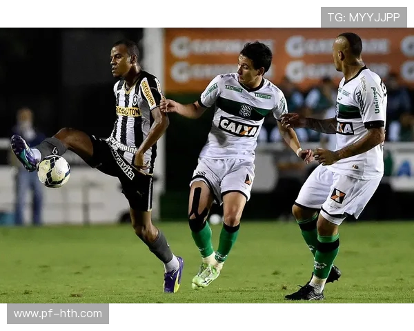 帕尔梅与布拉RB激战正酣谁能在这场对决中笑到最后